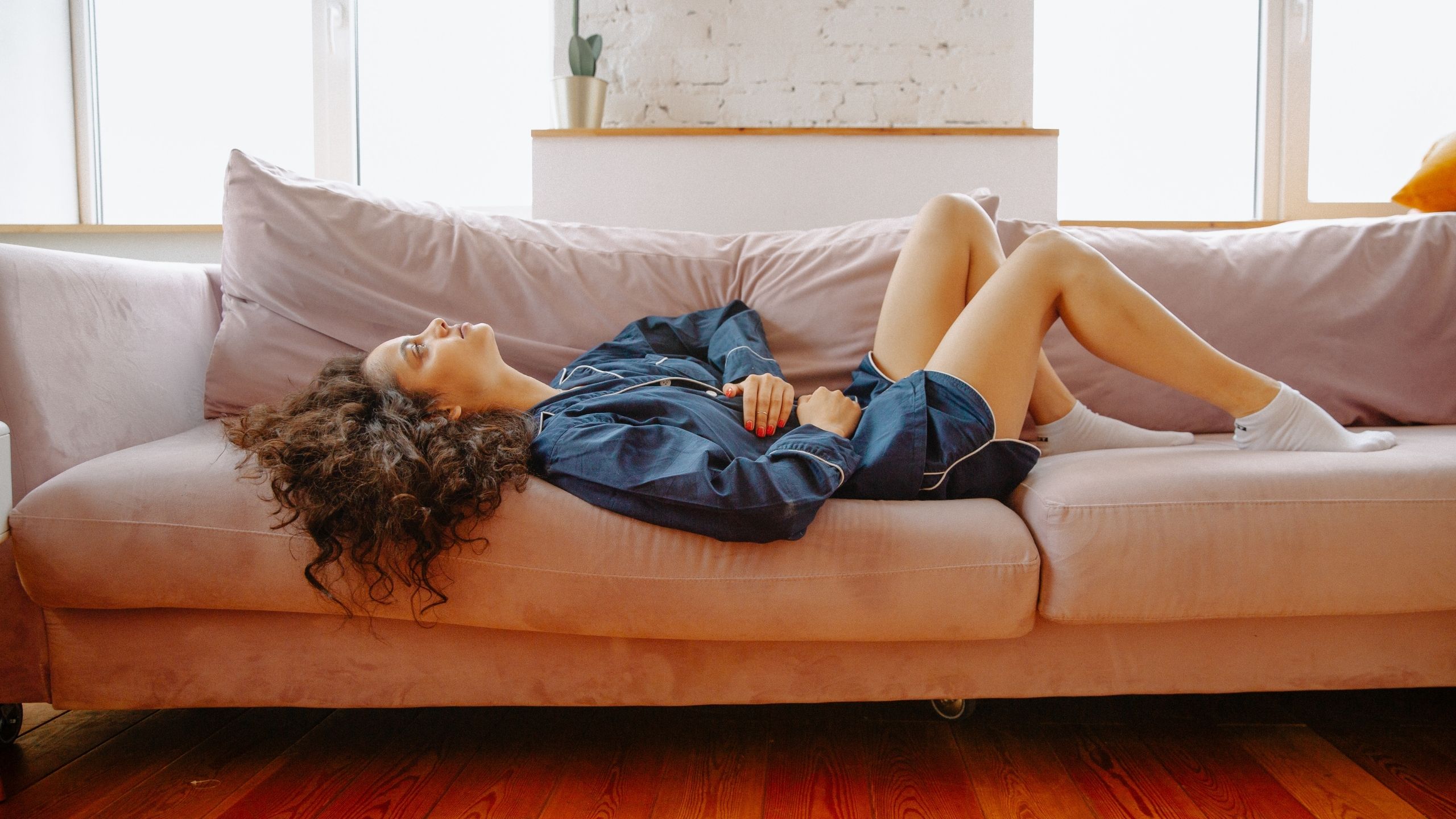 Règles douloureuses : Que faire ? par Guénaëlle Abéguilé